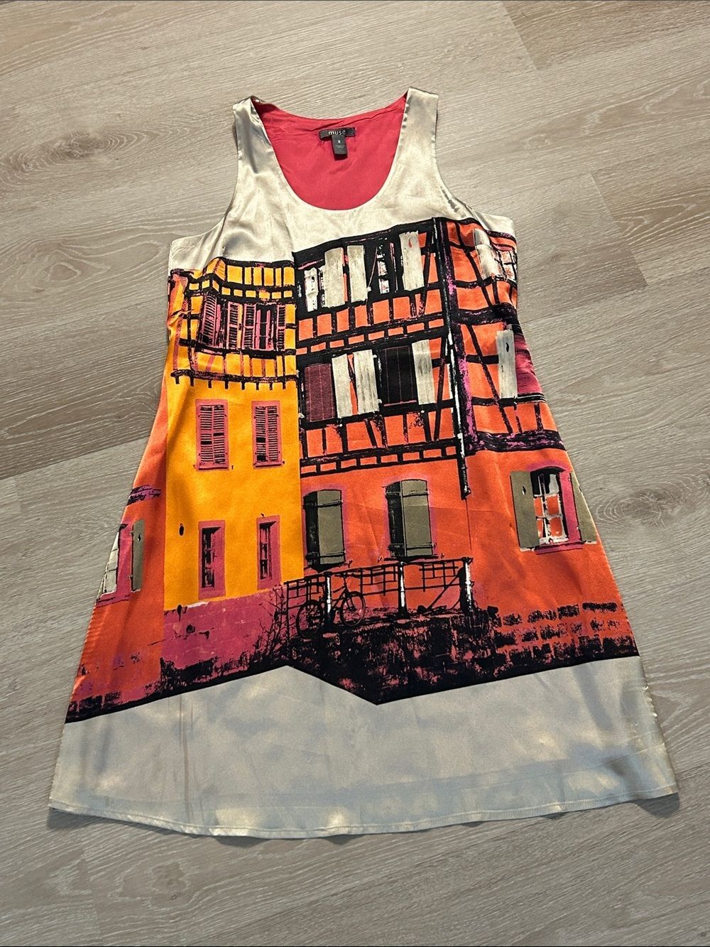 Muse Silky Sleeveless Cityscape Graphic Art Deco Print Dress Sz 8